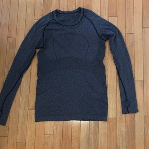 Swiftly lululemon long sleeve